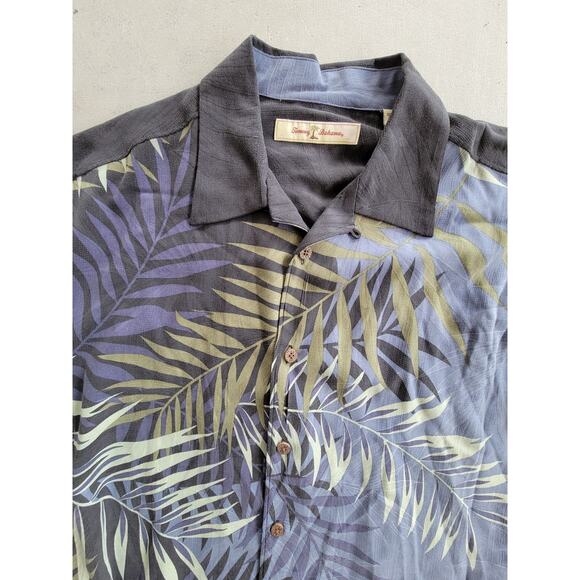 Tommy Bahama 100% Silk Tropical Palm Leaf Hawaiian Resort Vacation Button Down M - Picture 3 of 7